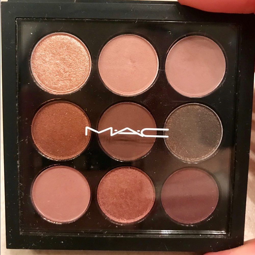 MAC Burgundy Times Nine Palette